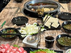 -销魂美蛙鱼头火锅(上海首店)