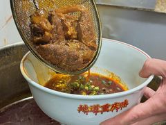 -易毛特色牛肉面(解放碑步行街店)