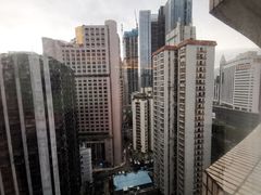 -深圳富苑皇冠假日套房酒店