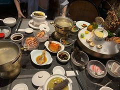 -半岛翡丽海鲜自助餐厅(观风亭店)