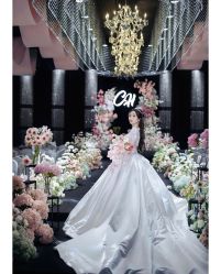 -深度婚礼策划·宴会布置·高端私人创意定制