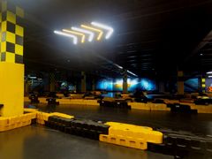 -极限PLAY运动娱乐新世界·团建派对潮玩休闲馆·室内蹦极高空游乐园