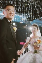 -拉瑞娜LaReine婚纱礼服高级定制