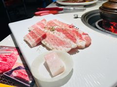 满心尝五花肉-本家韩国烤肉(青岛万象城店)