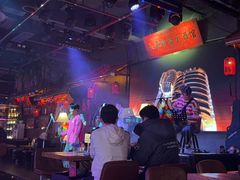 -喜鹊音乐酒馆(西街店)