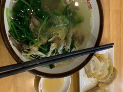 牛杂粉丝汤-小姜锅贴(凤凰街店)