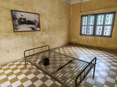 -吐斯廉屠杀博物馆