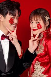 -卢浮宫婚纱摄影(银河国际店)