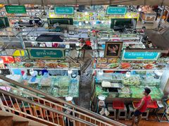 -班赞海鲜市场胖阿姨加工点