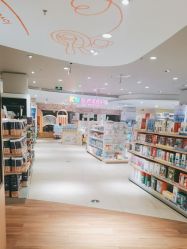 -孩子王(静安大融城店)