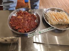 鲜牛肉-英雄故事地摊烤肉(马驹桥店)