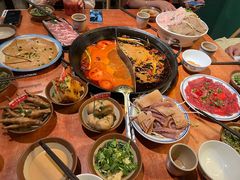 -周小明火锅(黑金冠社区店)