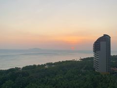 -三亚湾海居铂尔曼度假酒店