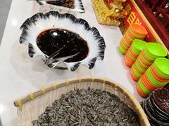 -袁小二大东北铁锅炖(吉祥村总部)