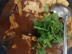 一鱼两锅-万佛湖许老大铁锅鱼(黑金冠店)