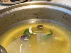 -喃喃椰·糟粕醋·椰子鸡火锅(七堡花园店)