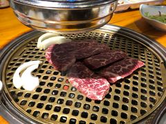 -唯成•韩国炭火烤肉 유성고기