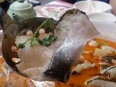 酸菜无骨鱼-粤赏点(越秀城市广场店)