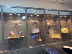 -用真奢侈品名表名包回收中心(朝阳万达店)