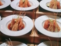 -雍容荟帝王蟹活龙虾展台自助(IFS黑金店)