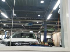 -青岛六和汽车4S店·江铃福特