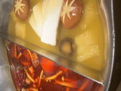 -湊湊火锅·茶憩(打浦桥日月光店)