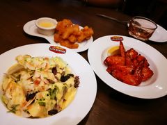 -拉亚汉堡经典餐厅(商城路店)