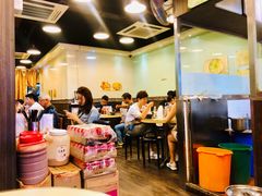 -大师傅粥品(埃华街)