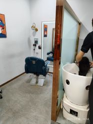 -艺格造型染发烫发