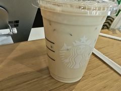 -星巴克(浦东机场T2到达店)