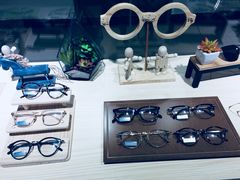 -Trend1881视光·蔡司视觉(领展广场店)