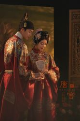 -喜爱高定婚纱摄影