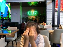 -DEEP·美式餐吧(五棵松华熙LIVE店)