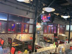 -马路牙子烧烤音乐酒馆(望京店)