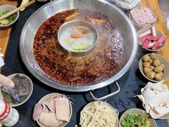 鸳鸯锅-星鸿社重庆老火锅