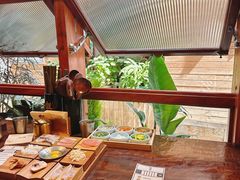 -银米·云南传统过桥米线(双廊黑金冠店)