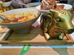 -百春原湖南牛肉粉(百联世纪店)