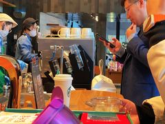 -星巴克臻选(广州高德置地秋广场店)