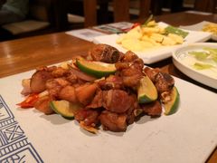 -云海肴·汽锅鸡·云南菜(天山百盛优客店)