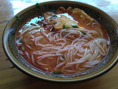 -肇兴特色牛肉粉