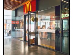 门面-麦当劳(三亚凤凰机场店)