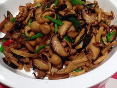 -西贝莜面村(上海百联西郊店)