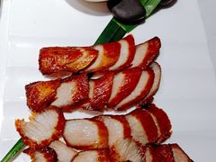 滚石碳烤肉-蕃茄述·好汤自然来(江汉路店)