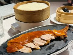 招牌酥不腻烤鸭-荷唐·殿 Home Town Palace