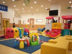 -红黄蓝早教(西海岸旗舰中心)