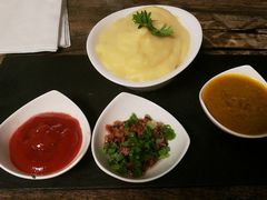 -HIGH FIVE哈福手工汉堡(桂林路店)