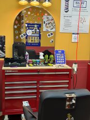 -Devilhands Barbershop男士理容店