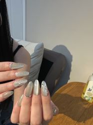 -花系美·美甲美睫精品店