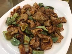 腊八蒜烧肥肠-京天红酒家(虎坊路店)