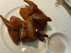 玻璃脆皮乳鸽-皓粤·臻品荟